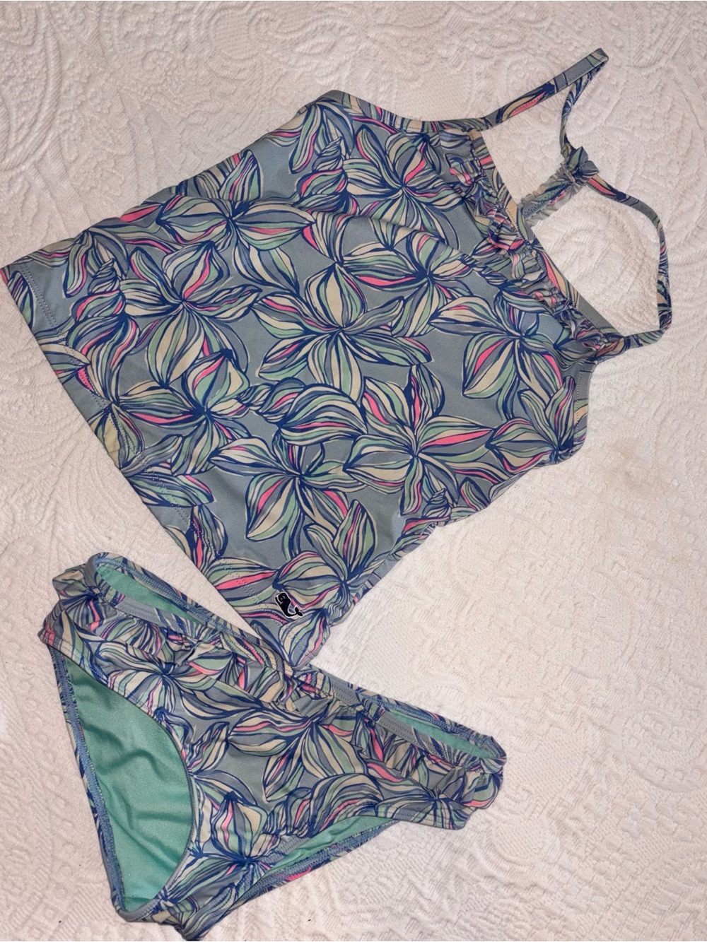 Vineyard Vines little girl blue, pink, and white floral print swim tankini XS
